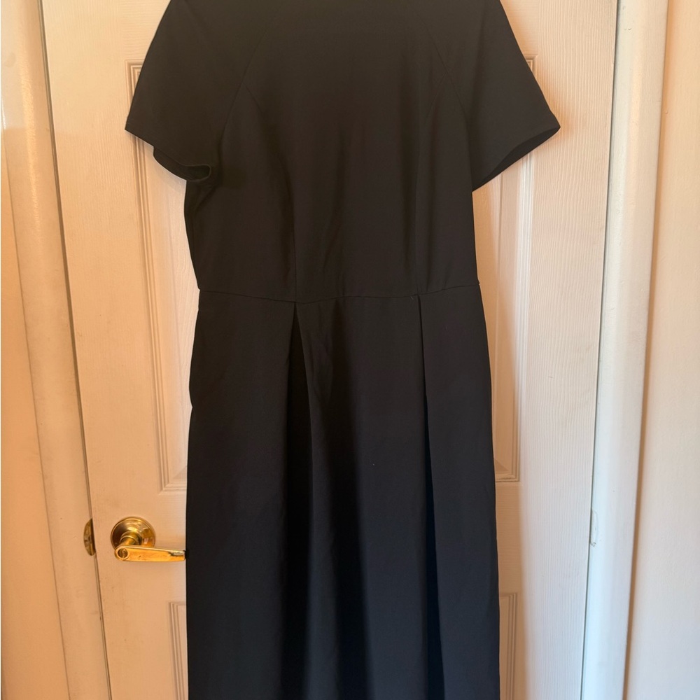 SHEIN Black A-Line Midi Dress with Crew Neck